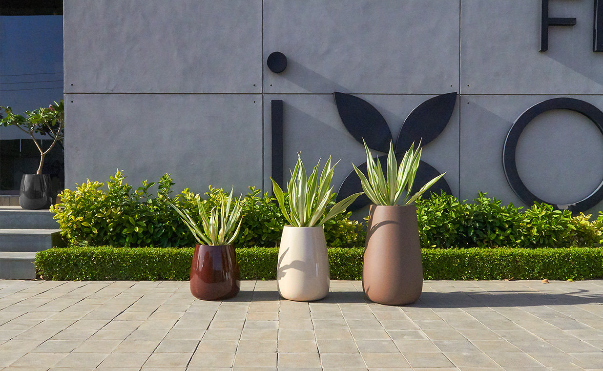 Buy modern plant pots Explore Outdoor planters Bonasila